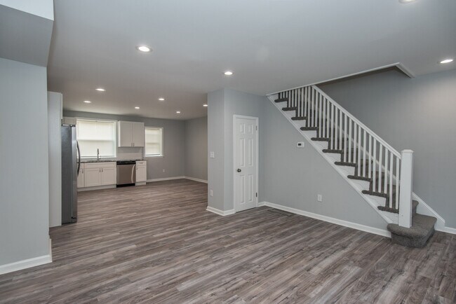 Photo - 1757 Brill St