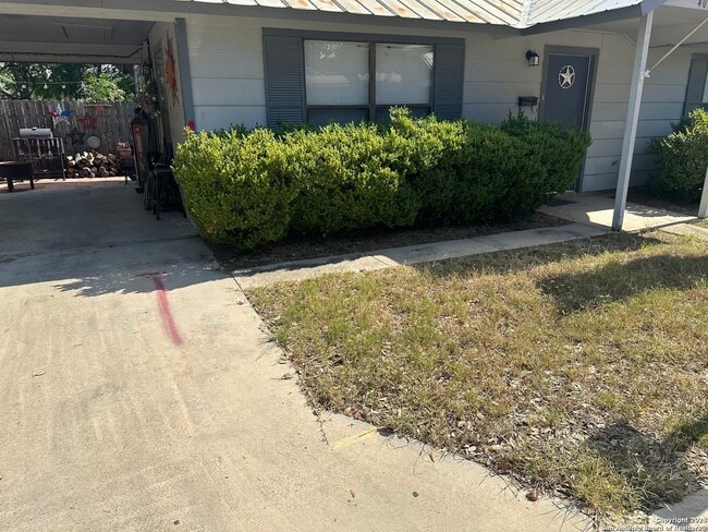 Photo - 401 W Adams St
