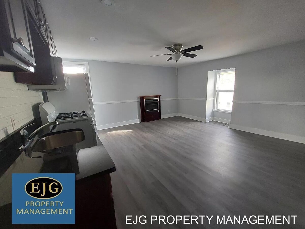 Photo - 42-48-48 Broadway Unidad 5