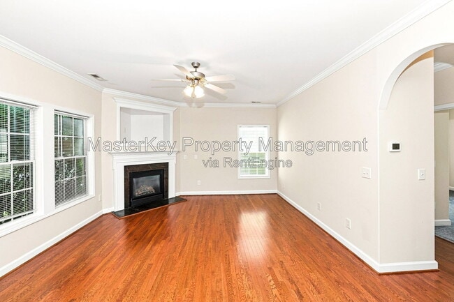 Photo - 725 Keystone Park Dr