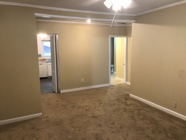 Photo - 703 Buford Hwy