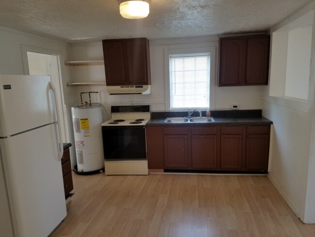 Photo - 3215 Clifton Ave