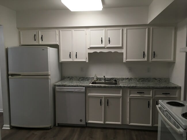 Photo - 133 Tower Dr