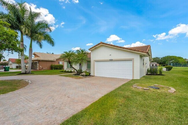 Photo - 1911 NW 107th Dr
