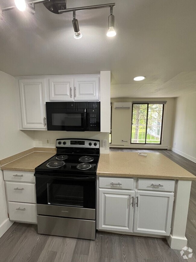 Building Photo - 7300 W Dean Rd Unit 318E Rental