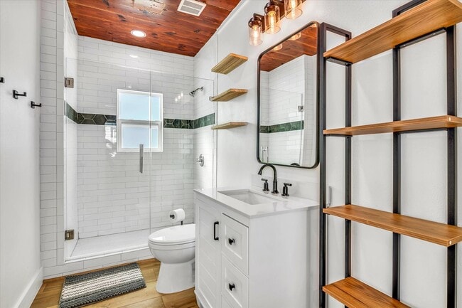 Photo - 1311 53rd St