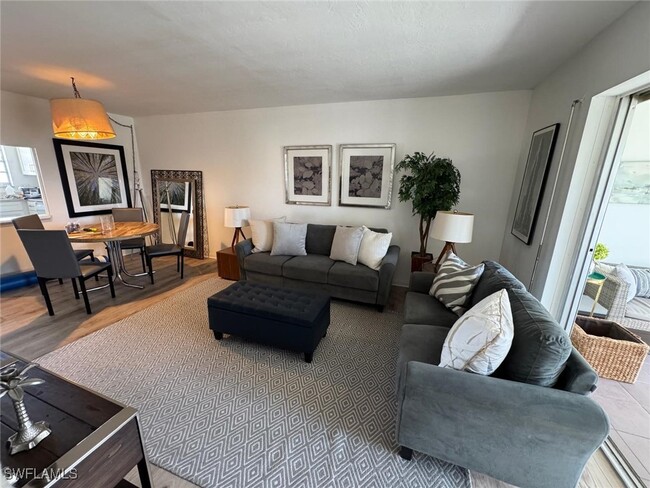 Photo - 1900 Alamanda Dr Unit 303