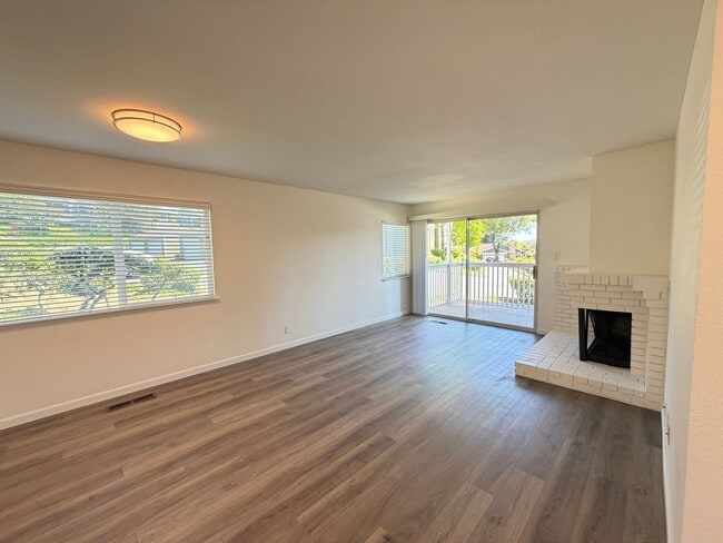 Photo - Ground floor Condo with sky views, Benicia