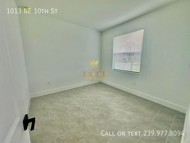Photo - 1013 NE 10th St