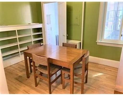 Building Photo - 205 Mount Auburn St Unit 1B