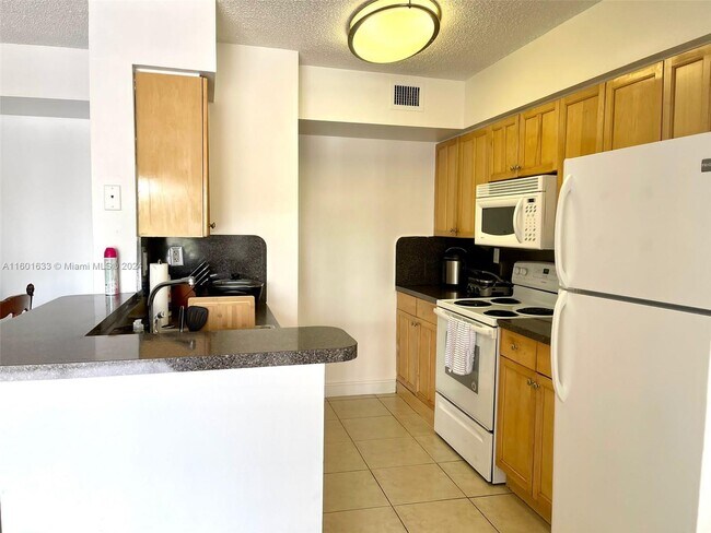 Photo - 15221 SW 80th St