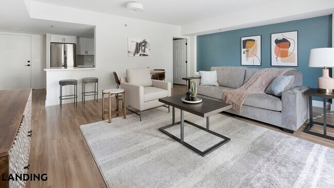 Building Photo - 1221 S Eads St