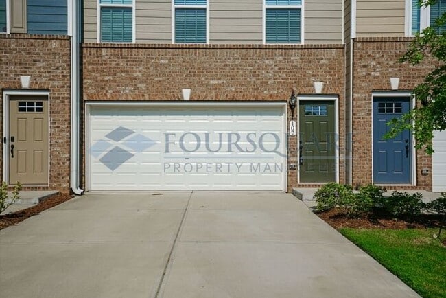 Building Photo - Spacious 3-Story Townhome with Bonus Suite & 2-Car Garage – In the Heart of RTP