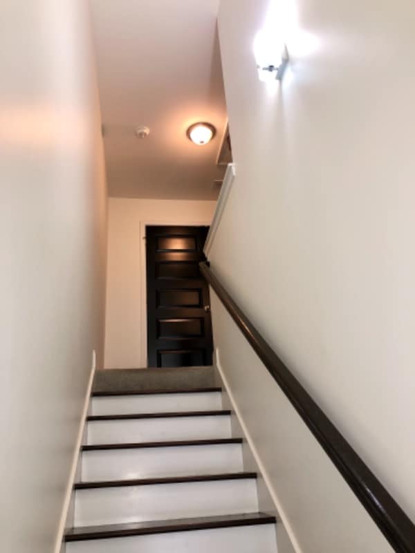 Photo - 1365 Memorial Dr SE