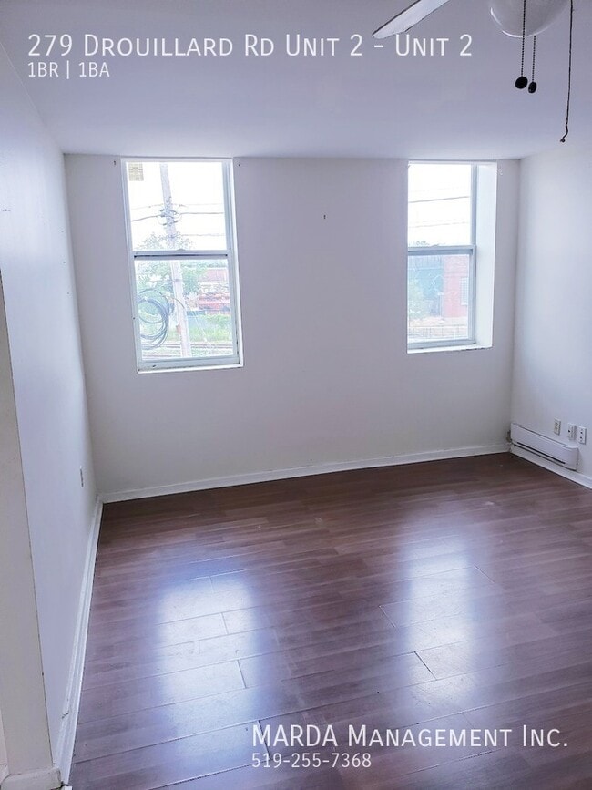 Photo - COZY 1 BED/1 BATH UNIT IN SECURE BUILDING + HYDRO & FREE WIFI!! Unit 2