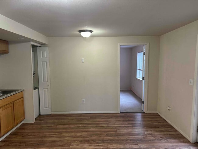 Photo - 200 202nd St SE