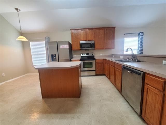 Photo - 2817 Bentwood Way
