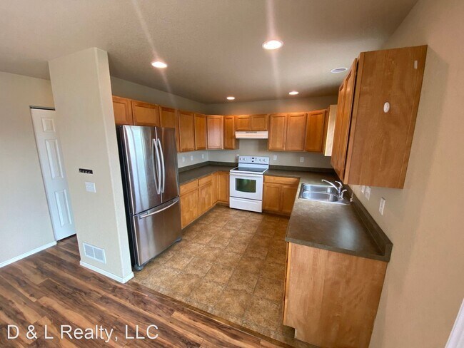 Photo - 3 br, 3 bath House - 10644 Deer Meadow Cir