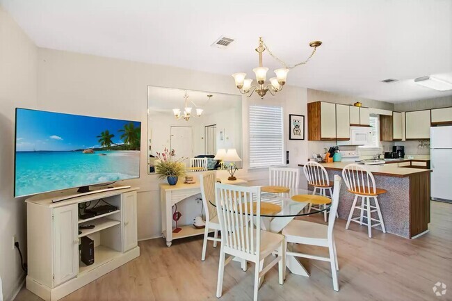 Building Photo - Cute fully furnished 1-Bedroom Codo in Sea... Rental