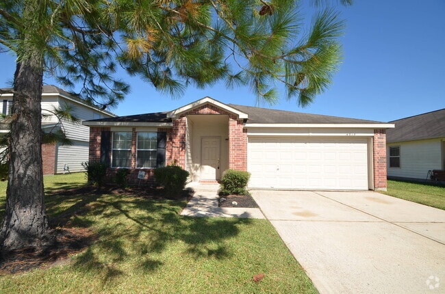 Building Photo - Offered By Precision Realty & Management Rental