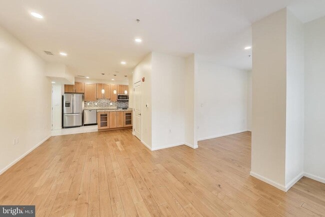 Building Photo - 343 Cedar St NW Unit 115