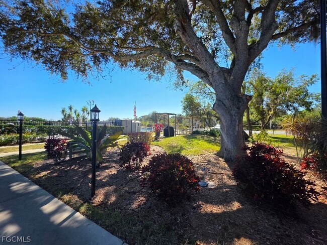 Photo - 9970 Sailview Ct Unidad 9