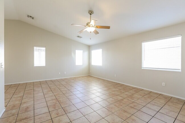 Photo - 5420 Pepperpike Ave