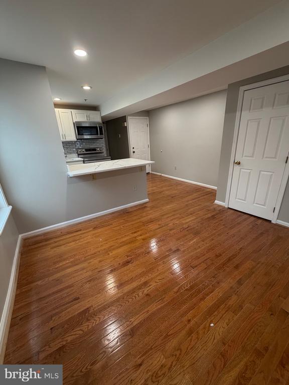 Photo - 1458 Riverside Ave