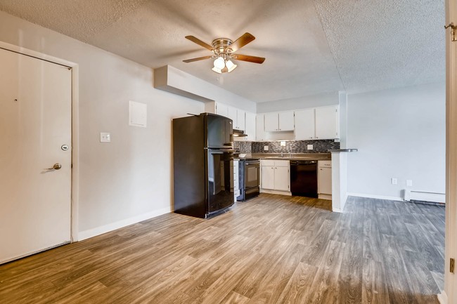 Village West Apartments For Rent in Arvada, CO | ForRent.com