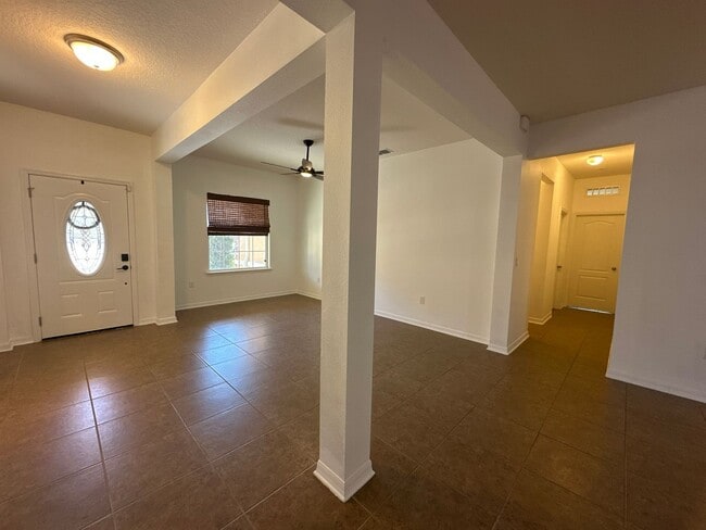 Photo - Room to Live, Space to Thrive