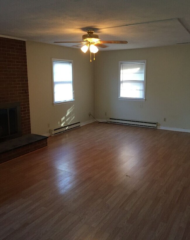 410 Dorrier Dr Unidad 2