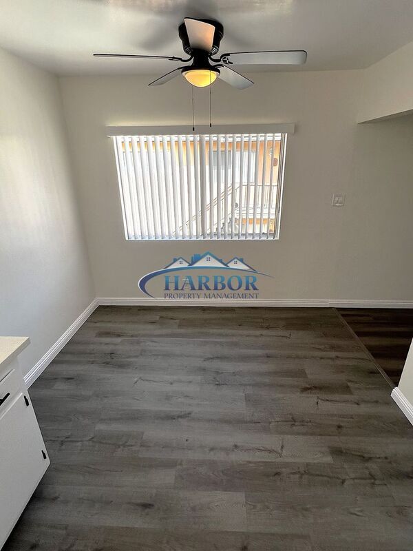 Photo - 4358 W 142nd St Unit E