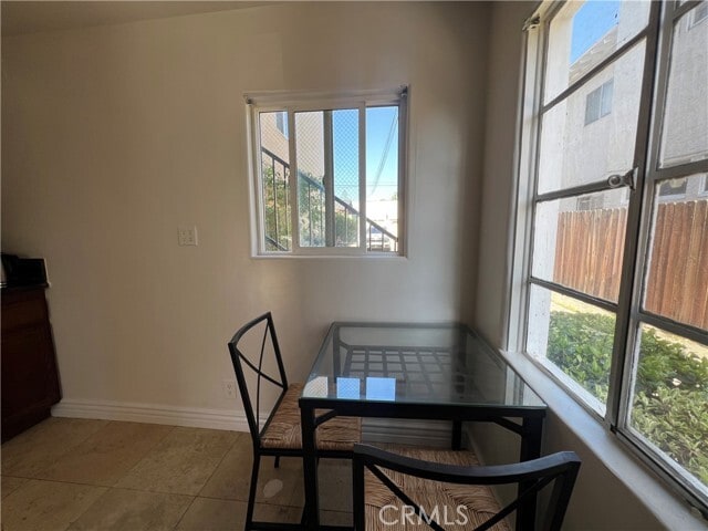 Photo - 5255 Denny Ave