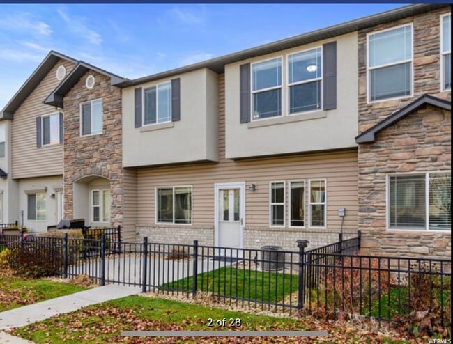 Photo - 1520 N 450 W
