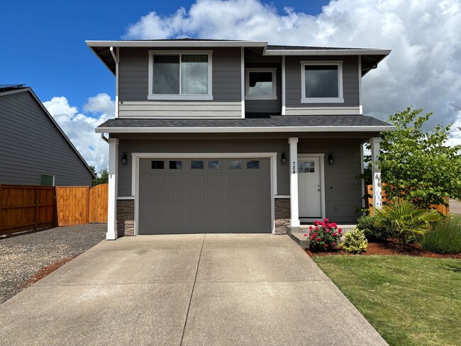 Beautiful Home in Yamhill Park Estates - Beautiful Home in Yamhill Park Estates