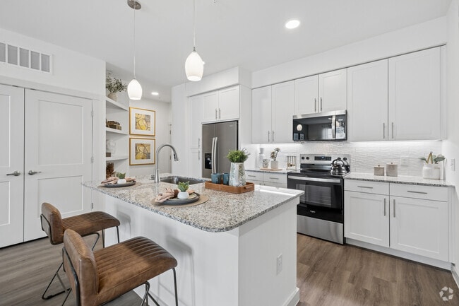 2BR, 2BA - 1,172SF - Kitchen