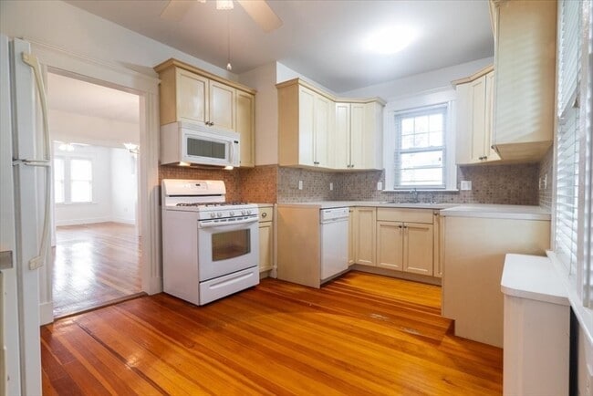 Photo - 29 Minot St Unit 2