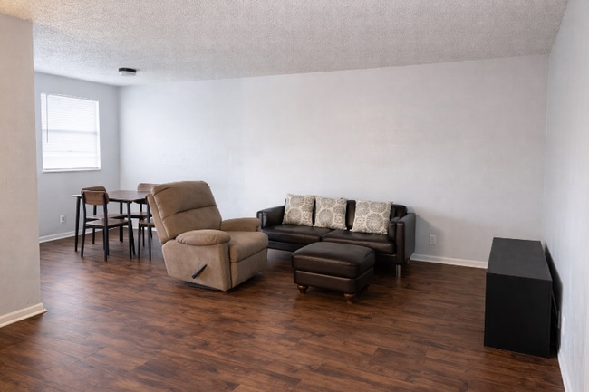 Photo - 5741 SW 36th Ct Unit 207