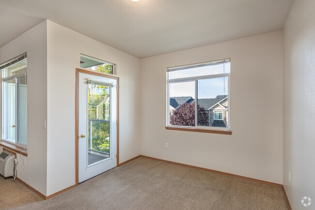 1BR, 1BA - 800SF