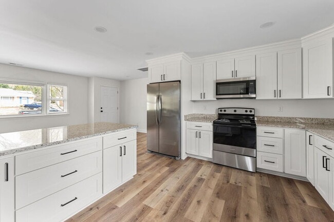 Photo - 7211 Mayetta Dr