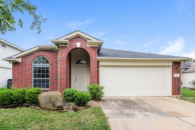 Building Photo - 25235 Clover Ranch Dr