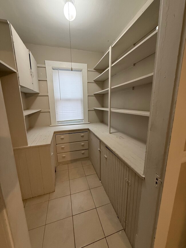 Photo - 913 East St Unit #2