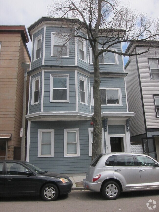 Building Photo - 194 Marion St Unit 1 Rental