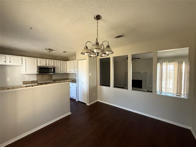 Photo - 375 Ancestry Ln