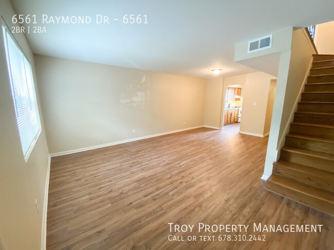 Building Photo - 6561 Raymond Dr Unit 6561 Rental