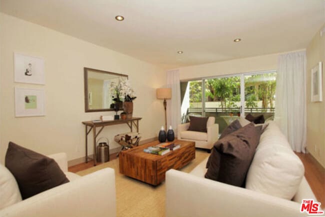 Photo - 11657 Chenault St Unit 105