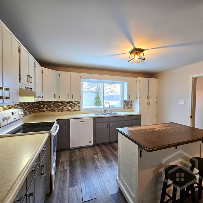 Photo - Cozy Country Home for Rent!!