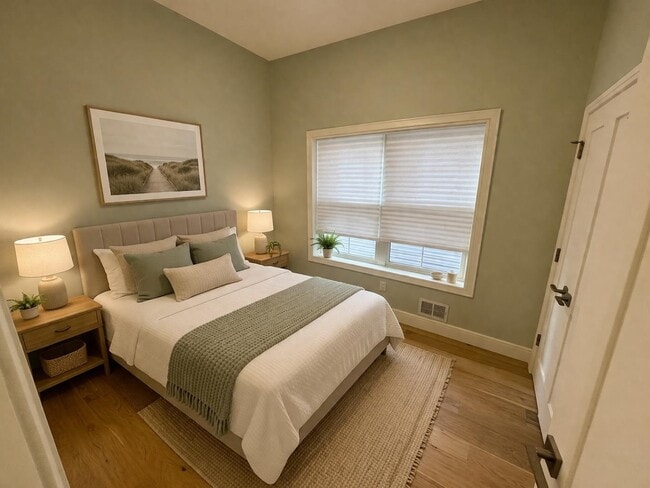 Photo - 92 E 27th St Unidad 1