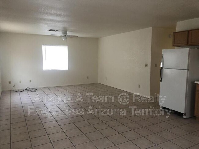 Photo - 4538 E Lester St