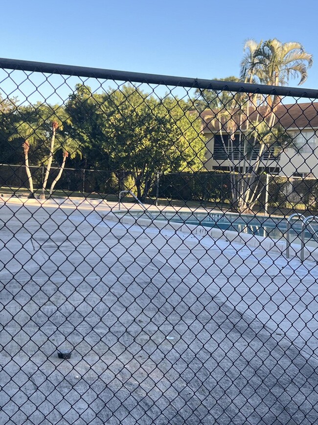 Photo - 2110 Sherwood Forest Blvd